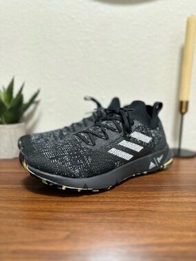 Adidas Terrex Two Parley Trailrunning Men's 11 - Black/Grey Two/Linen Green,